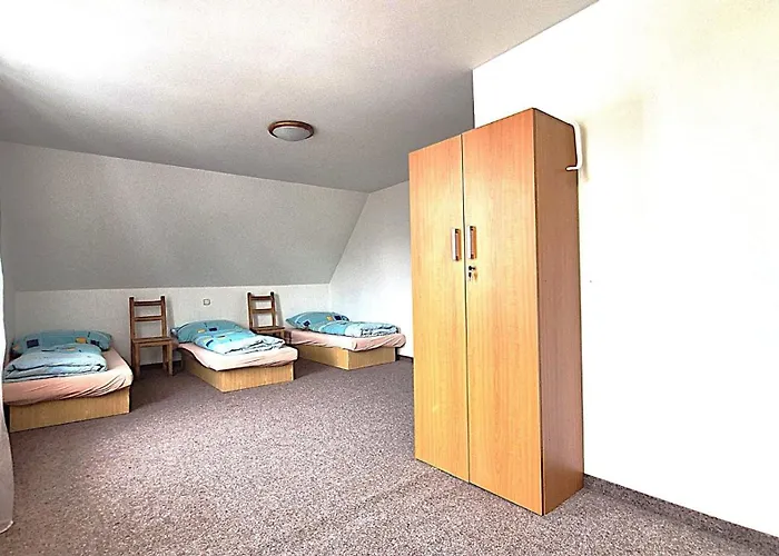 Habsburg Hostel *