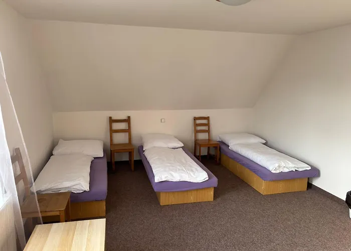Habsburg Hostel *